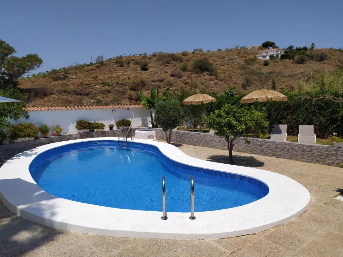 Villa Candela En Benajarafe Piscina Privada Luaran gambar